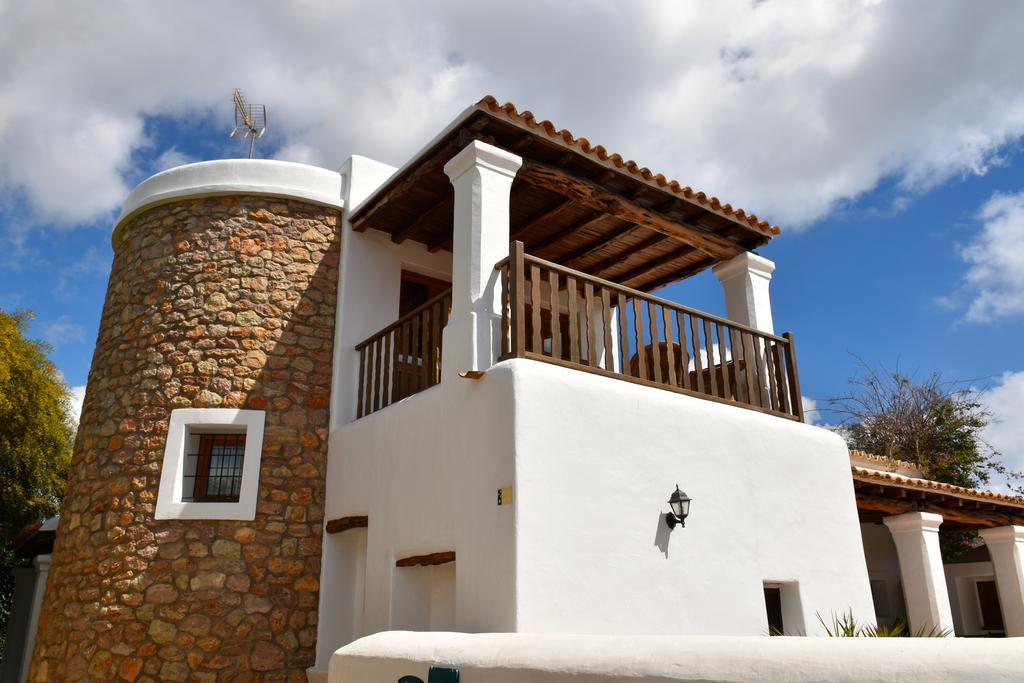 Can Gat Sant Carles de Peralta Exteriör bild